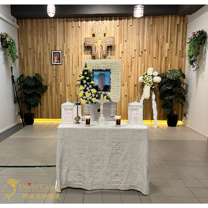 Christian and Roman Catholic Funerals – Unity Casket